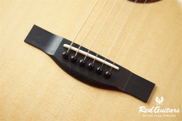 Model OM. Indian Rosewood w/L.R.Baggs LYRIC